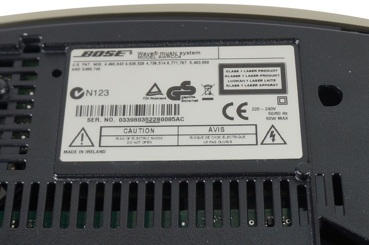 Bose_Wave_Music_System_AWRCC4_Weiss_06_result
