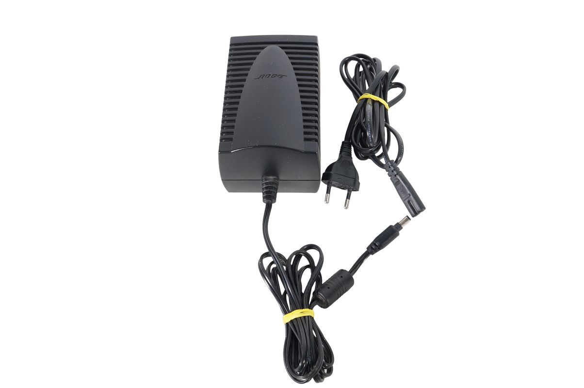 Bose_Lifestyle_38_Model_AV38_Media_Center_09_result