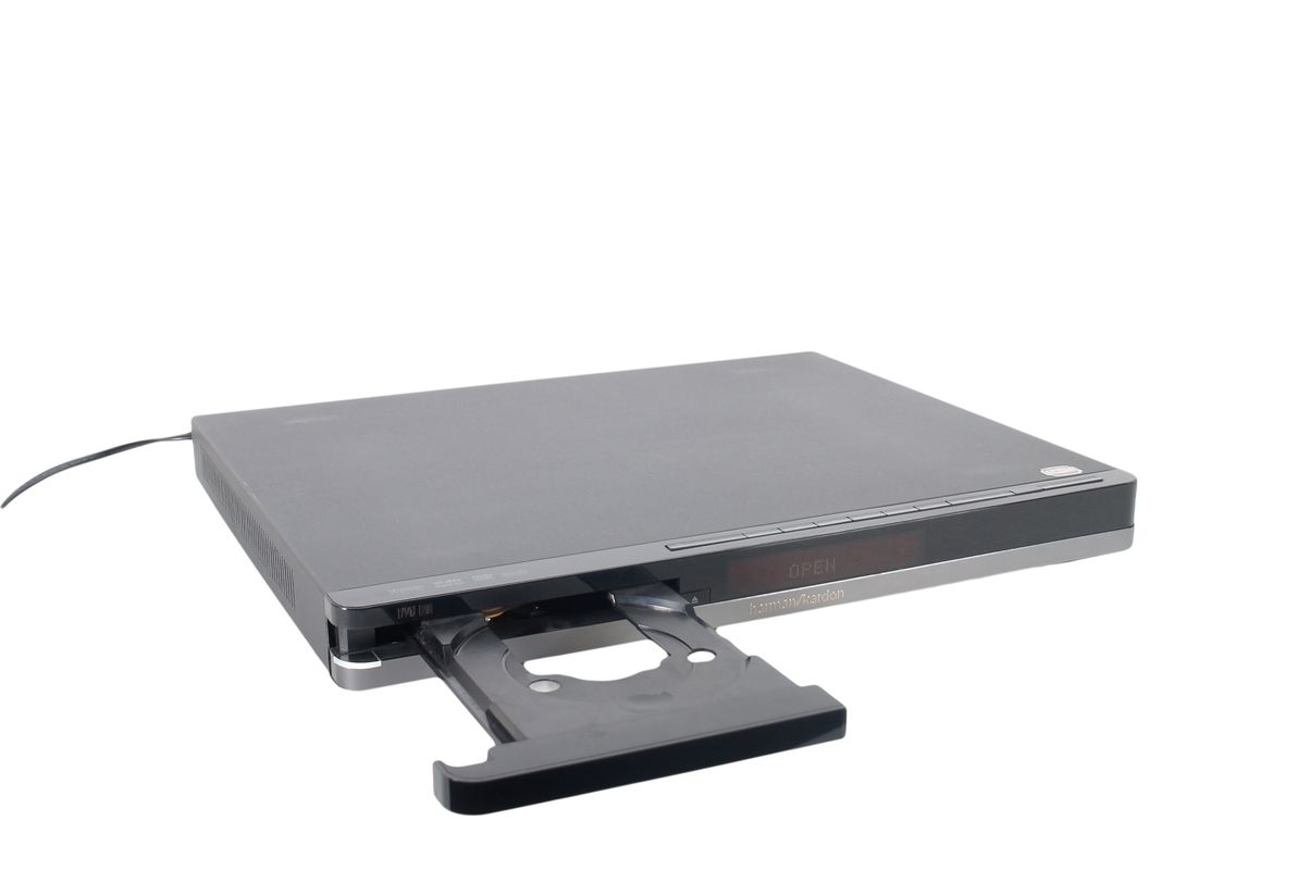 Harman_Kardon_DVD_29_DVD_Player_04_result