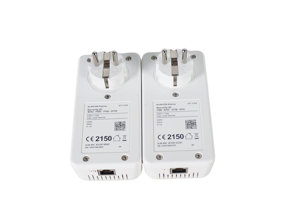 2x_Devolo_dLAN_200_AV_Plus_Starter_Kit_Sonderedition_05_result