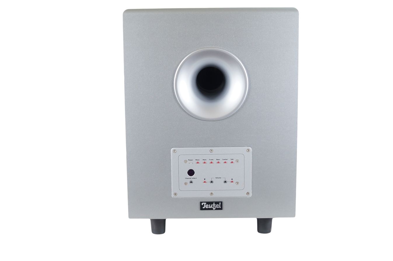 Teufel_Concept_E_Magnum_Power_Edition_Subwoofer_Aktiv_Silber_05_result