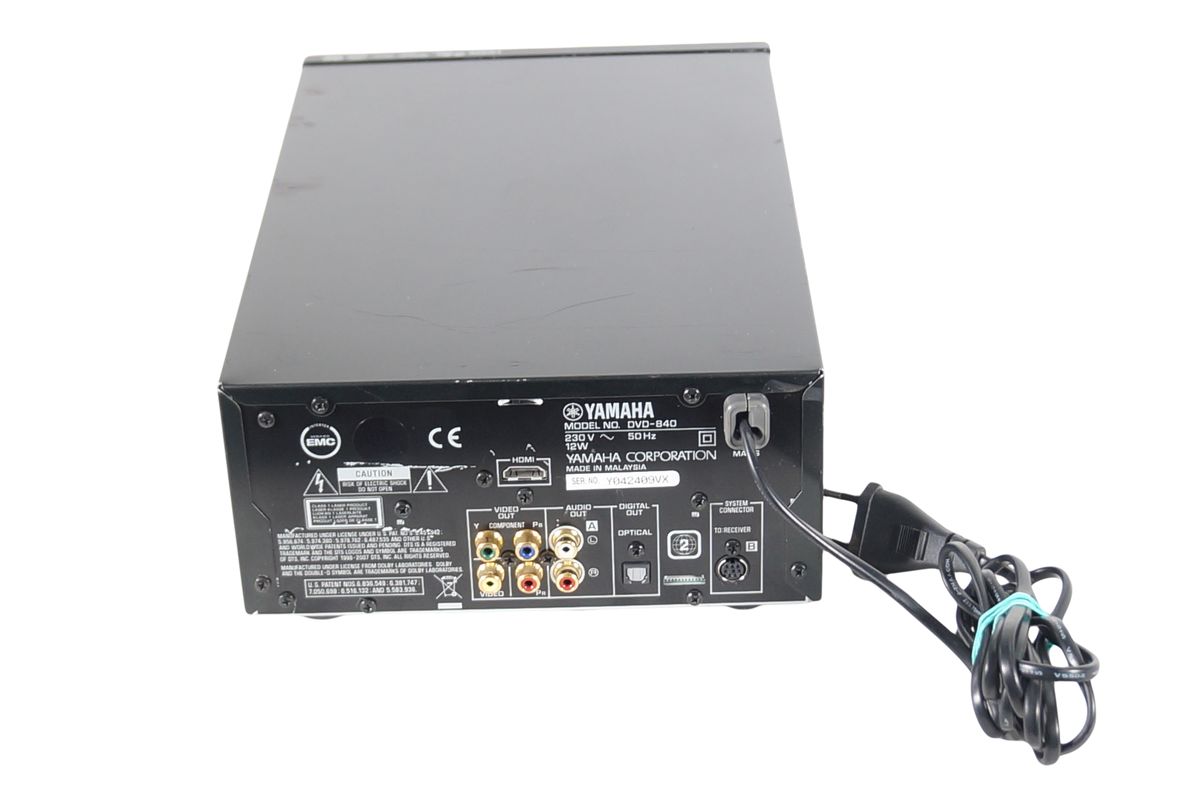 Yamaha_DVD-840_DVD_Player_Schwarz_09_result