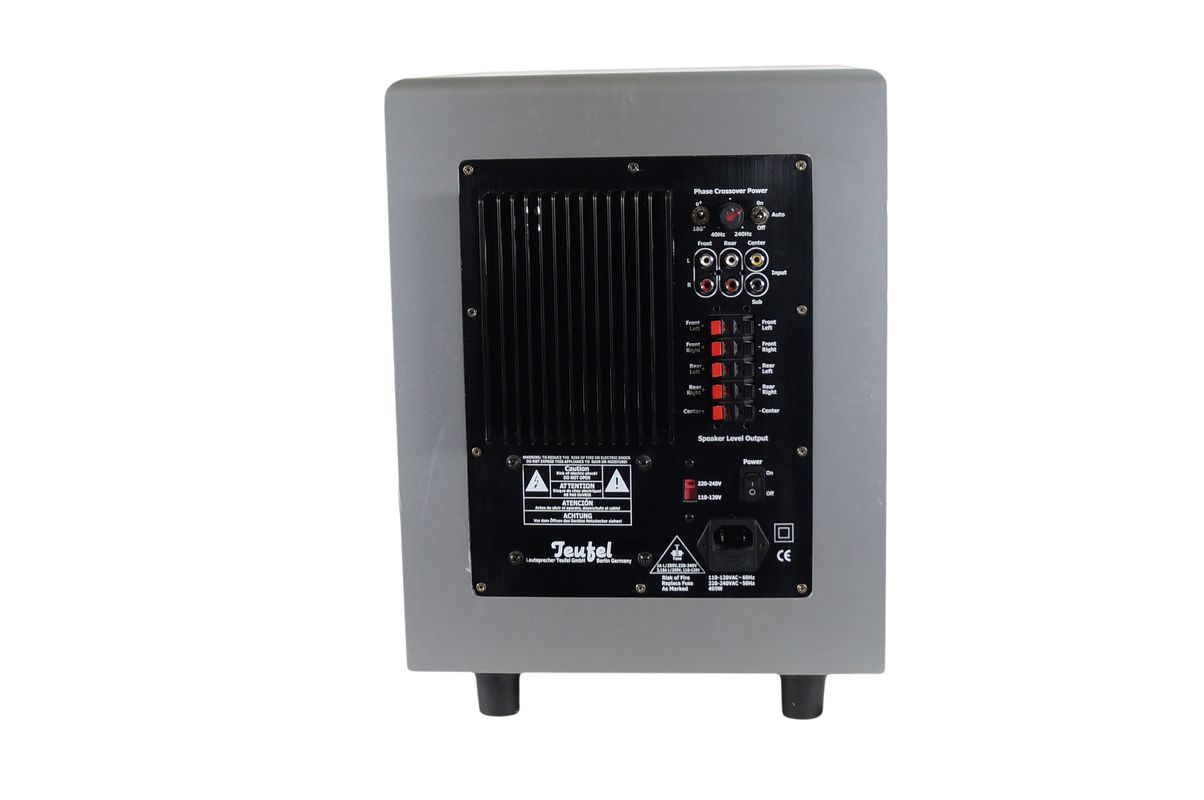 Teufel_Concept_E_Magnum_Power_Edition_Subwoofer_Aktiv_Silber_05_result