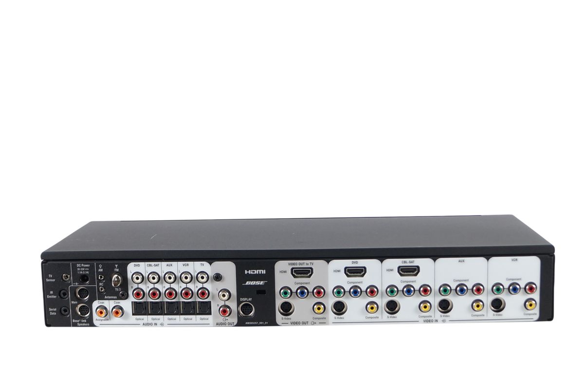 Bose_Media_Center_MC1_Steuerkonsole_Lifestyle_V10_V30_V20_06_result