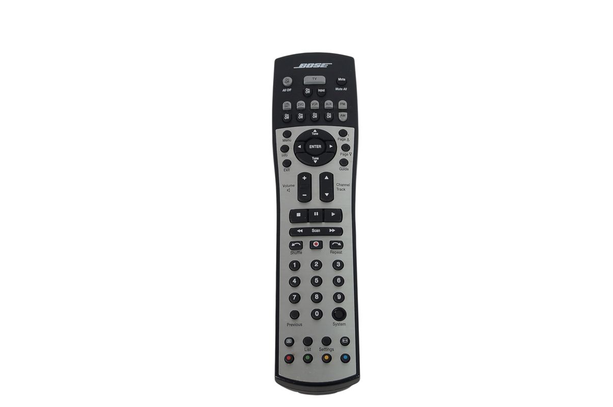 Bose_Media_Center_MC1_Steuerkonsole_Lifestyle_V10_V30_V20_13_result