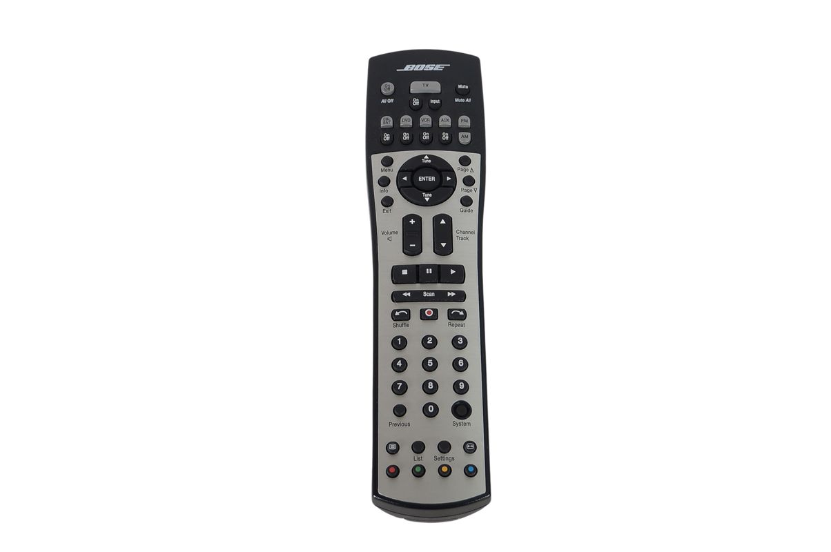 Bose_Media_Center_MC1_Steuerkonsole_Lifestyle_V10_V30_V20_07_result