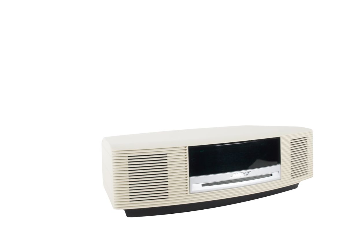 Bose_Wave_Music_System_AWRCC4_Weiss_02_result