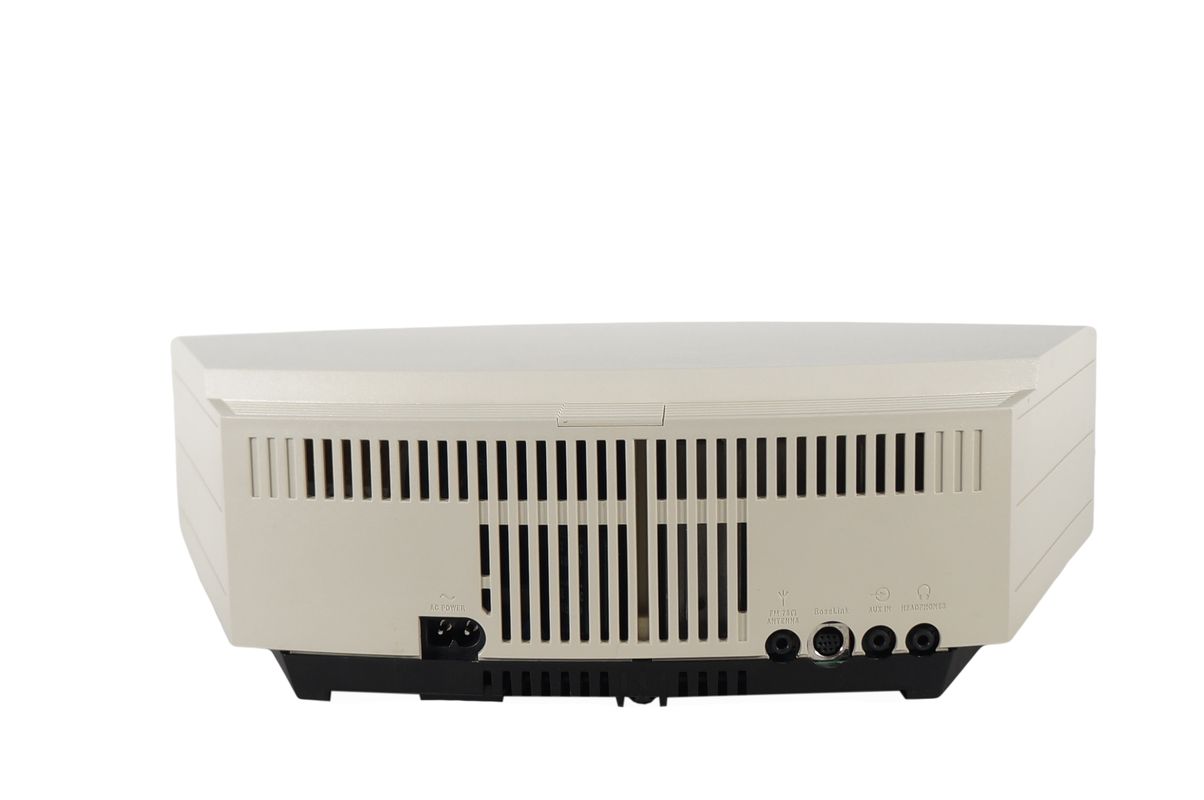 Bose_Wave_Music_System_AWRCC4_Weiss_06_result