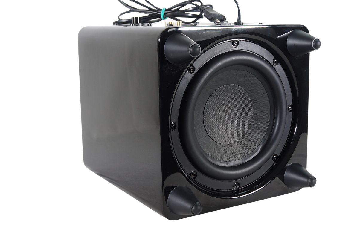 Harman_Kardon_HKTS_200_SUB_Subwoofer_Aktiv_Schwarz_11_result