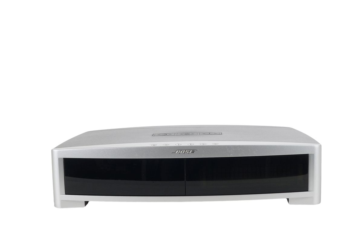 Bose_AV_3-2-1_321_Series_III_Media_Center_02_result