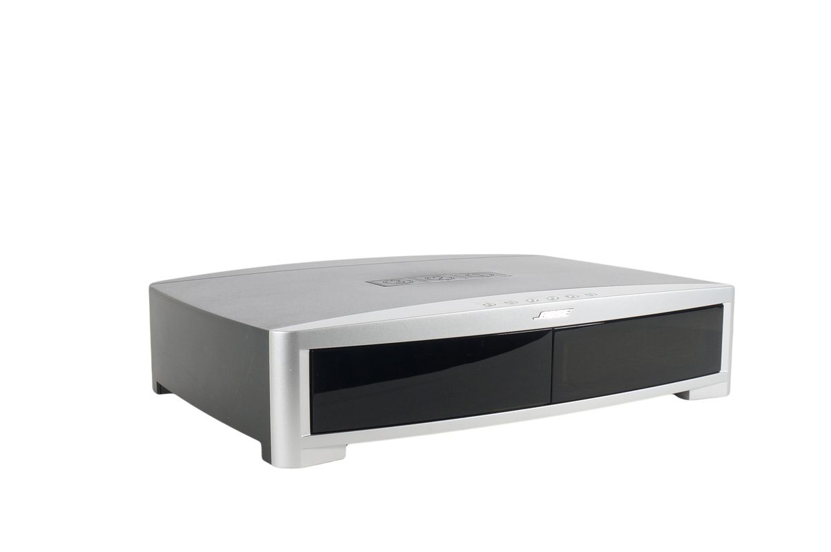 Bose_AV_3-2-1_321_Series_III_Media_Center_04_result