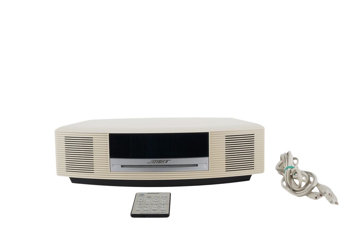 Bose_Wave_Music_System_AWRCC4_Weiss_result