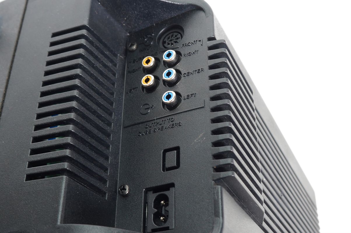 Bose_Acoustimass_8_Powered_Subwoofer_Aktiv_Schwarz_09_result
