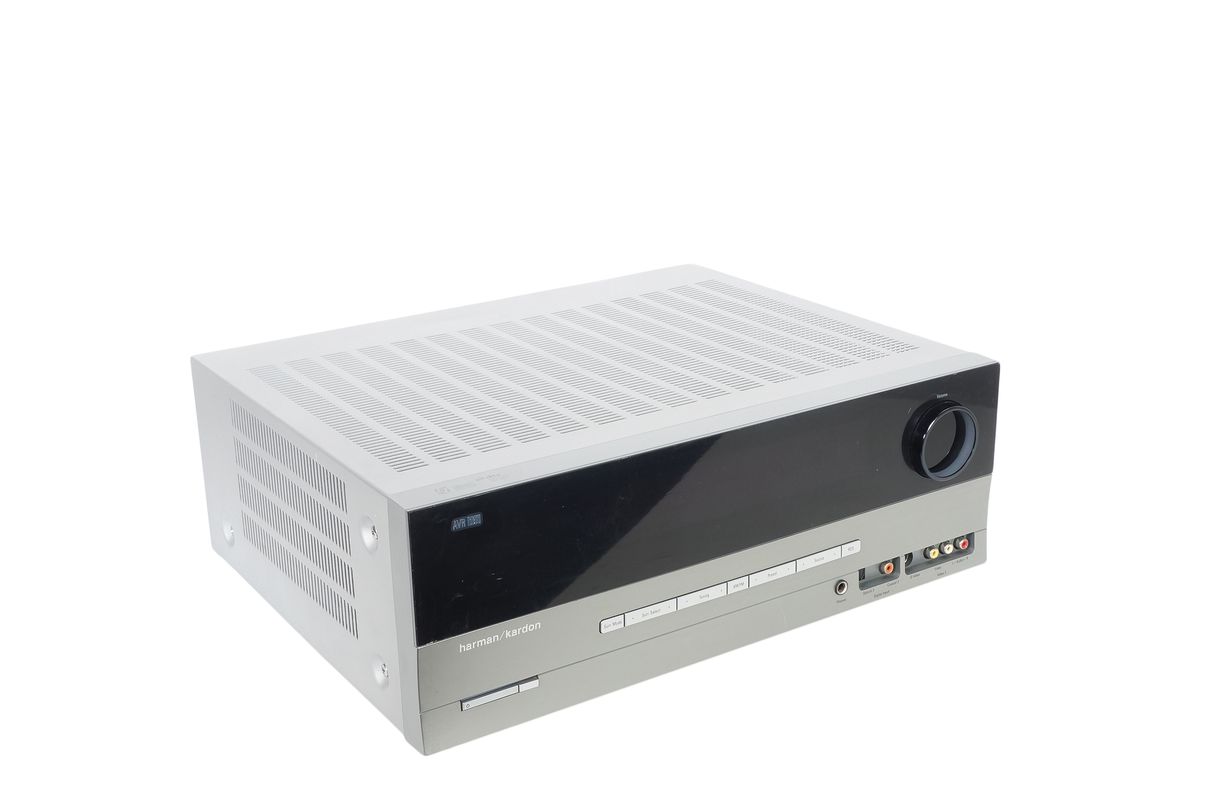 Harman_Kardon_AVR_137_5.1_AV_Receiver_Silber_02_result