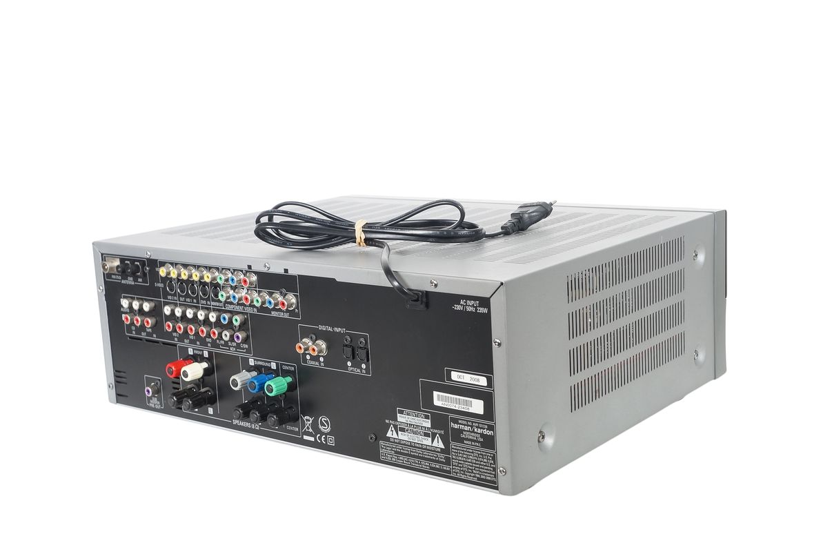 Harman_Kardon_AVR_137_5.1_AV_Receiver_Silber_04_result