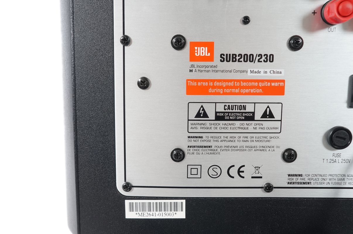 JBL_SUB_200_Subwoofer_Aktiv_Schwarz_05_result