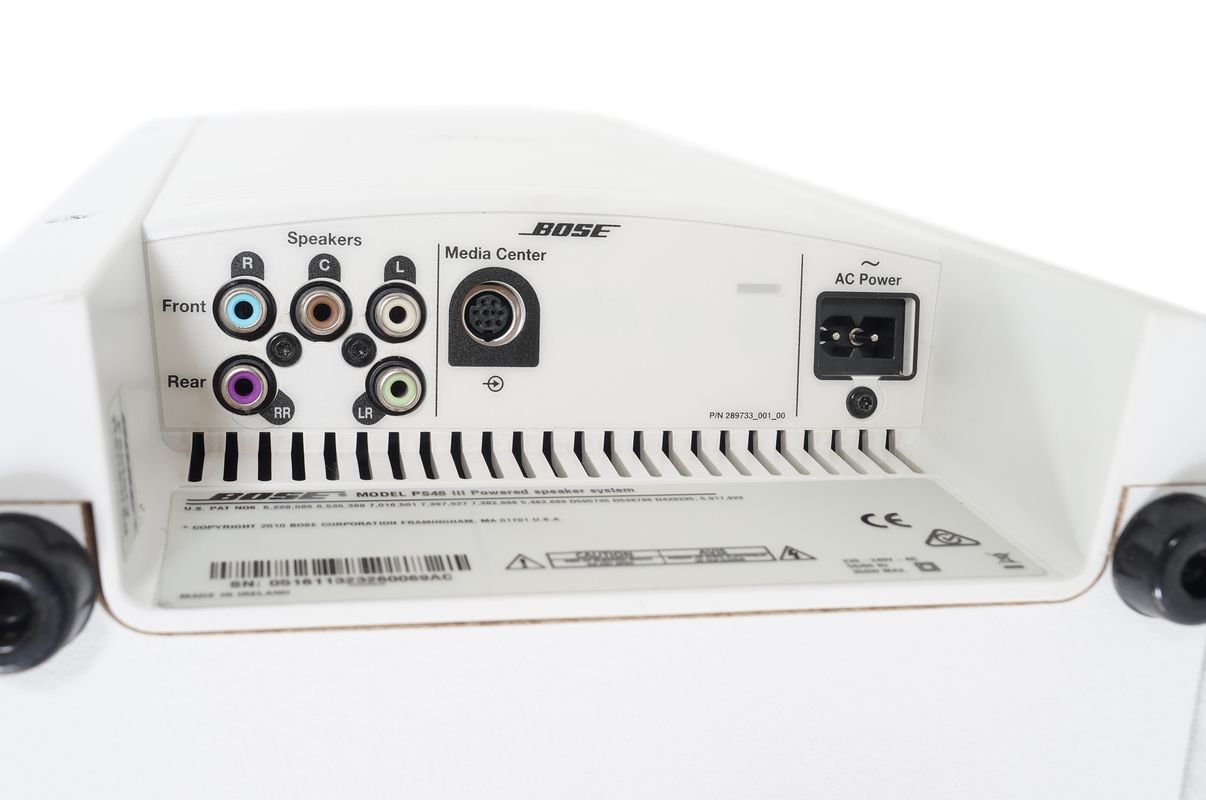 Bose_Lifestyle_48_PS_48_Series_III_Powered_Subwoofer_Weiss_08_result