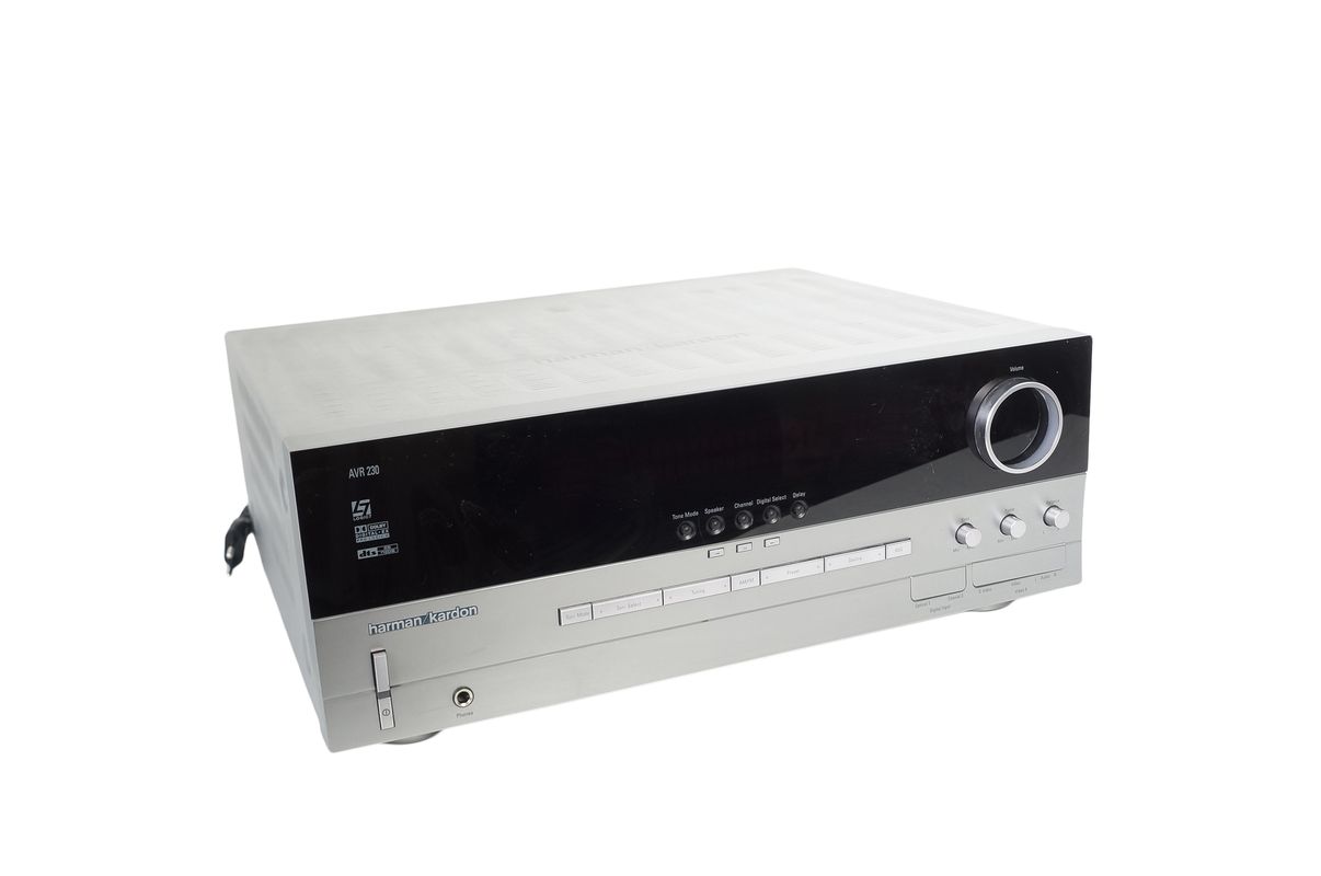 Harman_Kardon_AVR_230_Dolby_Digital_DTS_6.1_AV_Receiver_Silber_03_result