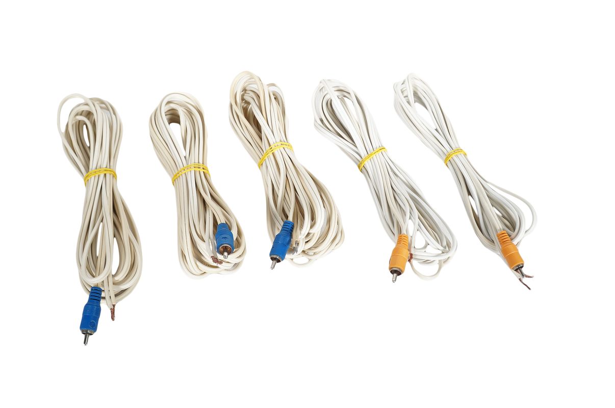 5x_Bose_Acoustimass_Lautsprecherkabeln_Weiss_mit_Steckern_result