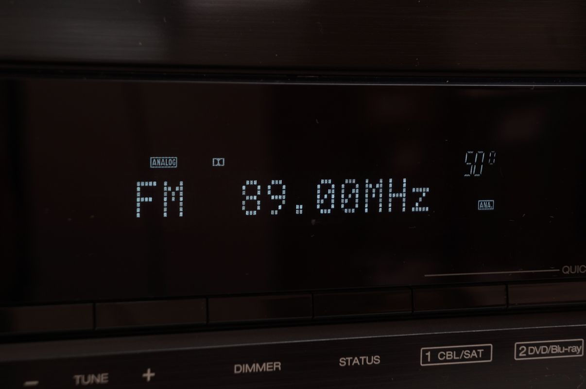 Denon_AVR-X250BT_AV-Receiver_Schwarz_02_result