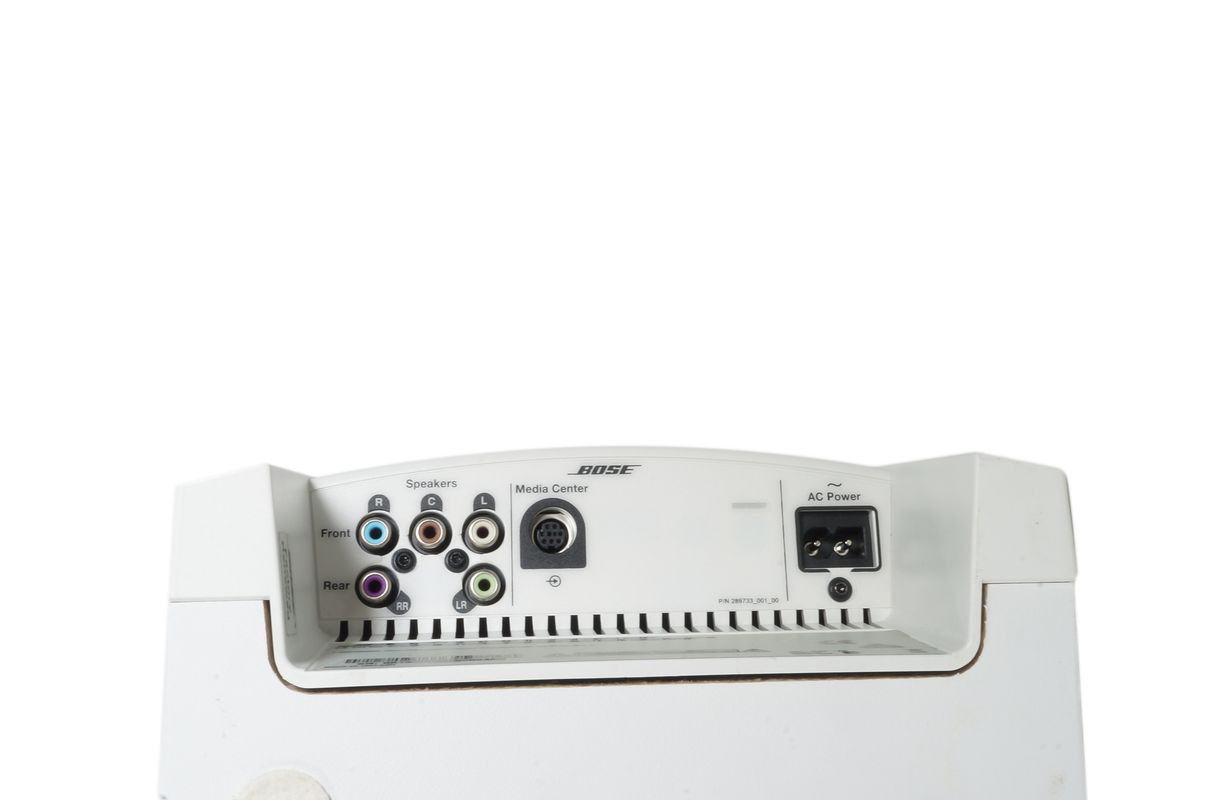 Bose_Lifestyle_28_PS28_Series_III_Powered_Subwoofer_Weiss_08_result