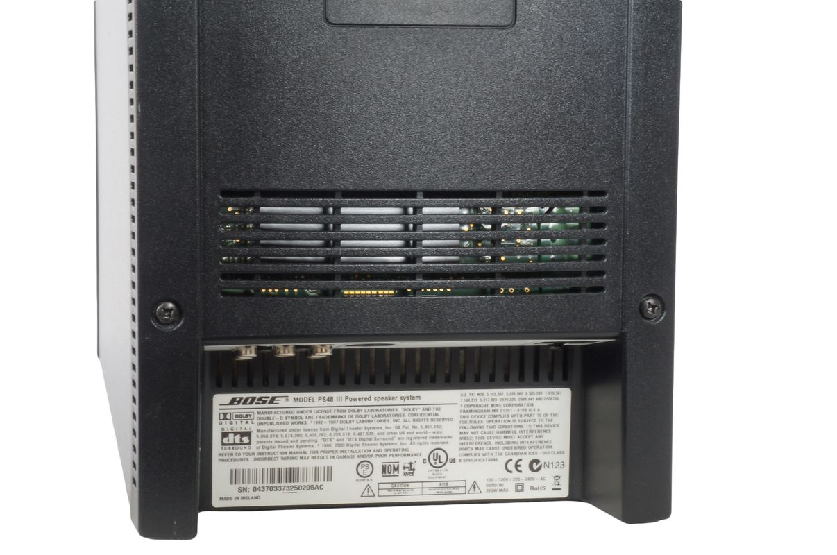 Bose_Lifestyle_18_PS18_Series_III_Powered_Subwoofer_Aktiv_Schwarz_05_result