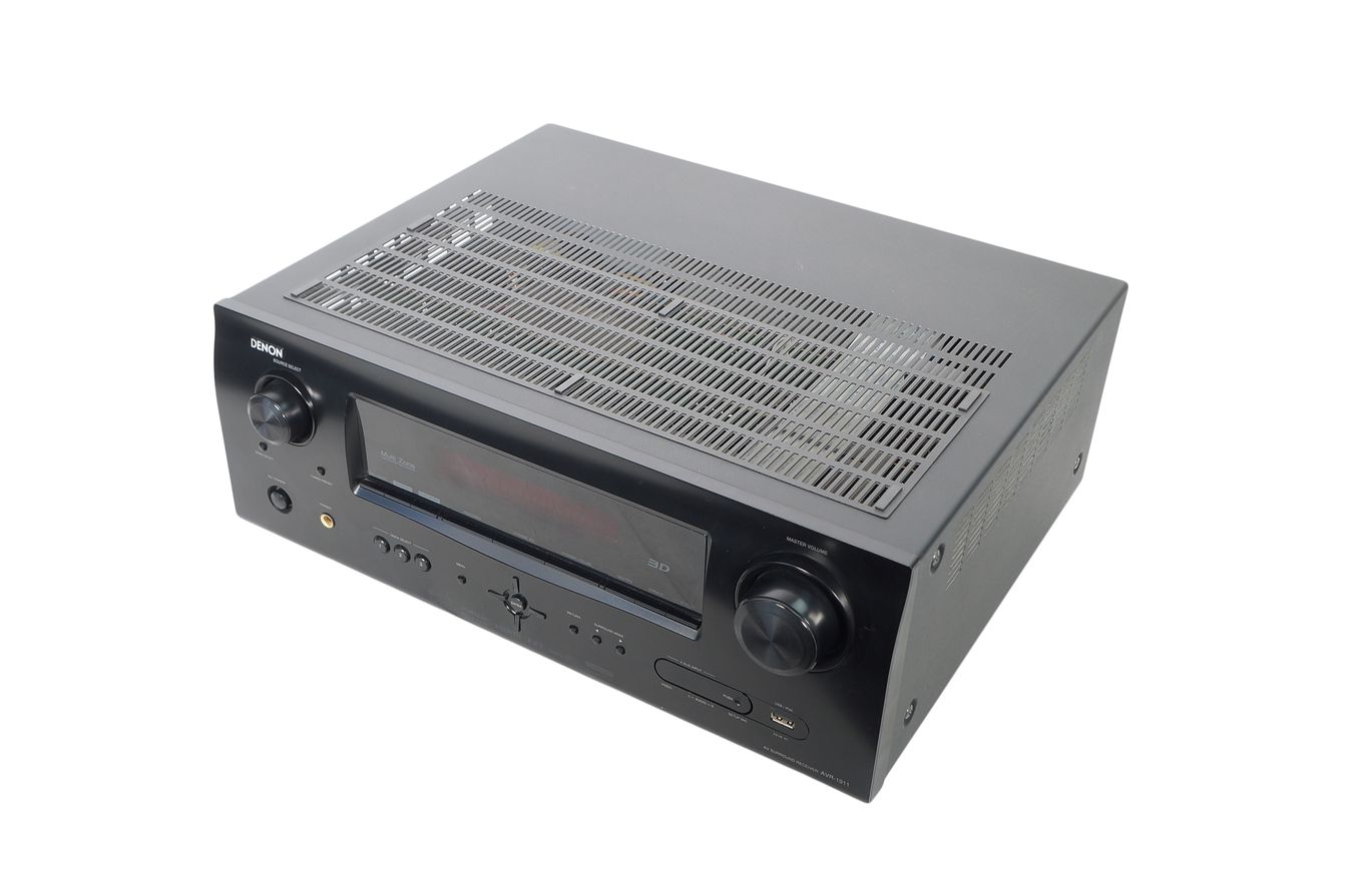 Denon_AVR-1911_HDMI_7.1_AV-Receiver_Schwarz_mit_Mikrofon_08_result