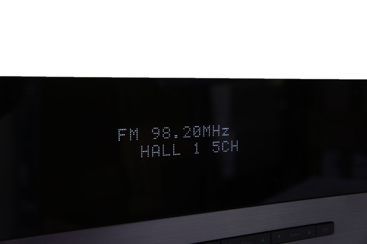 Harman_Kardon_AVR_142_5.1_AV_Receiver_Schwarz
