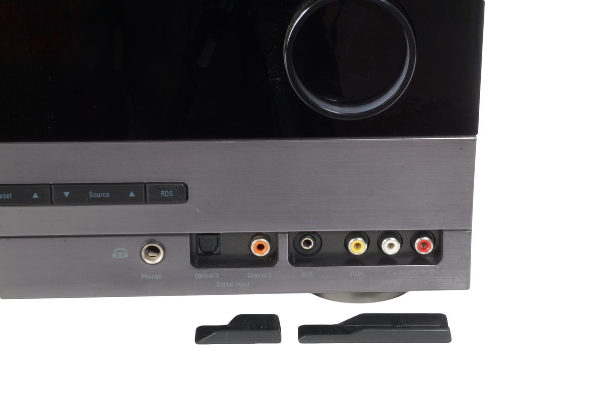 Harman_Kardon_AVR_142_5.1_AV_Receiver_Schwarz_05