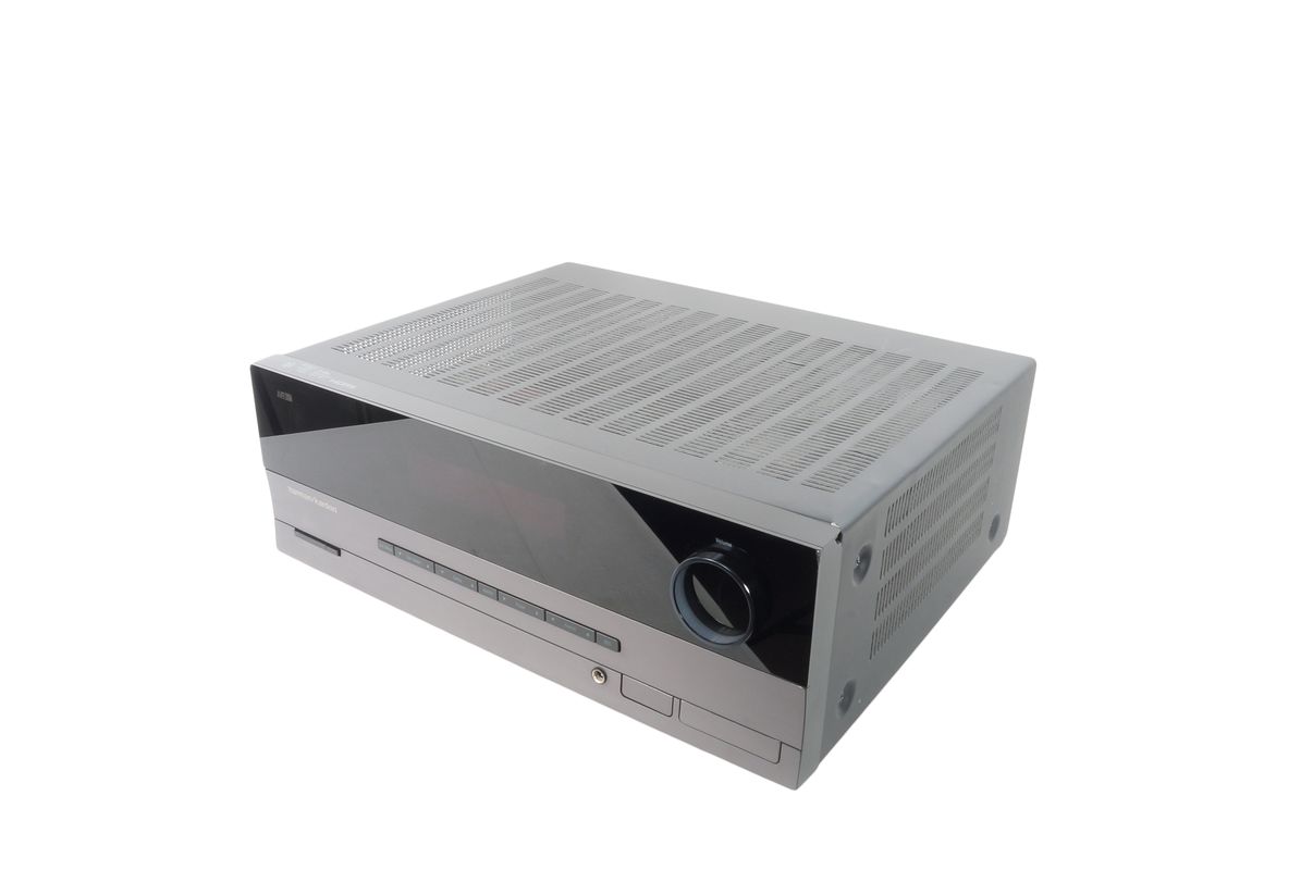 Harman_Kardon_AVR_142_5.1_AV_Receiver_Schwarz_09