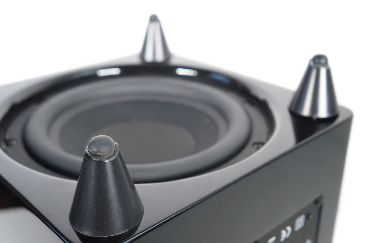 Harman_Kardon_HKTS_210_SUB_210SUB-230_Subwoofer_Schwarz_11_result