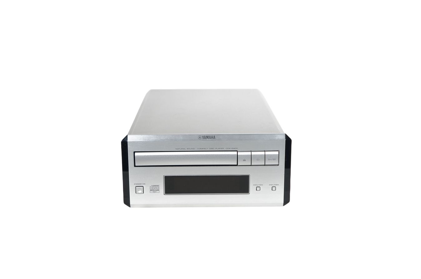 Yamaha_CDX-E400_CD-Player_Silber_04_result