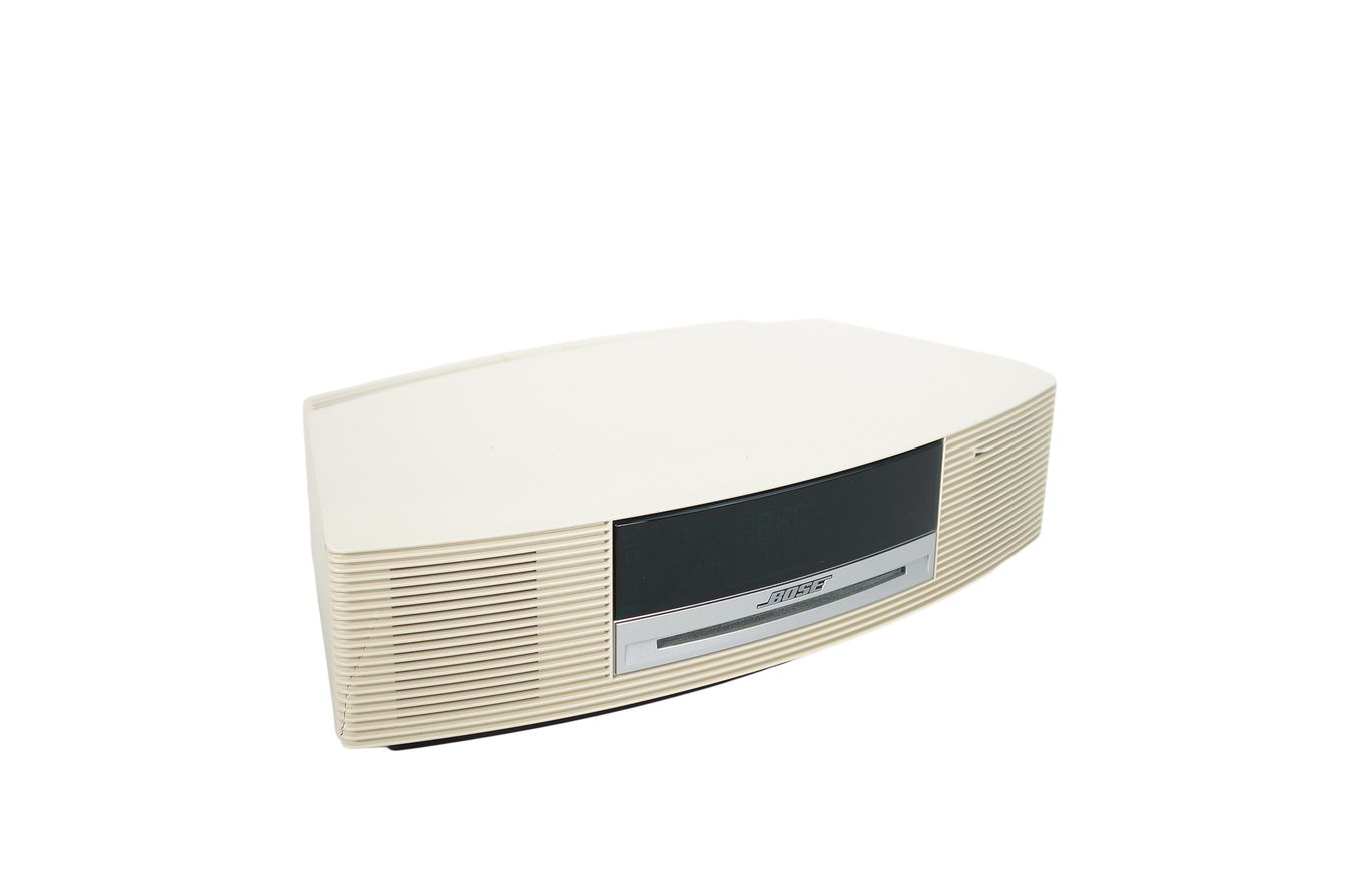 Bose_Wave_Music_System_AWRCC4_Weiss_02_result