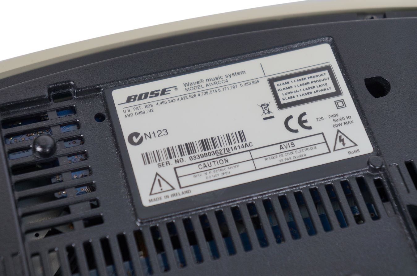 Bose_Wave_Music_System_AWRCC4_Weiss_11_result