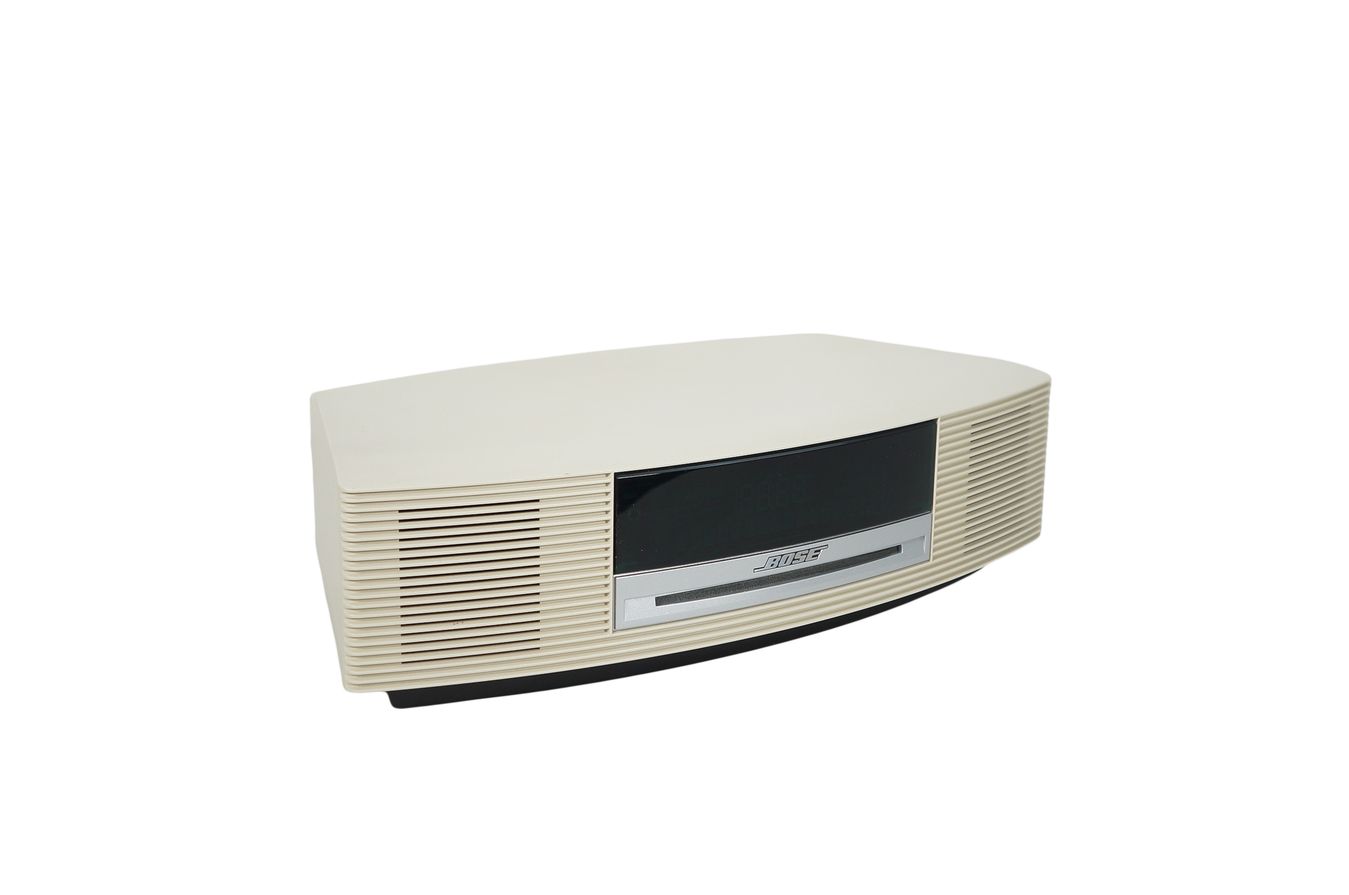 Bose_Wave_Music_System_AWRCC4_Weiss_02_result