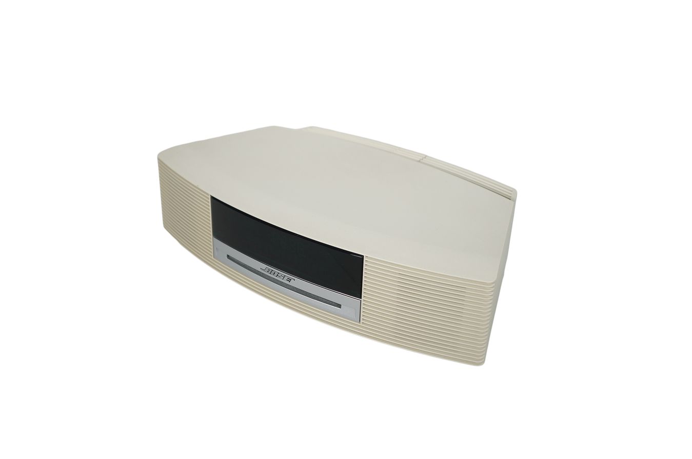 Bose_Wave_Music_System_AWRCC4_Weiss_05_result
