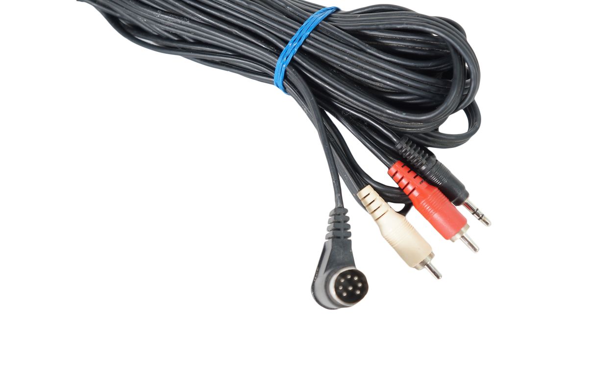 Bose_Acoustimass_Steuerkabel_8_pin_Schwarz_02_result