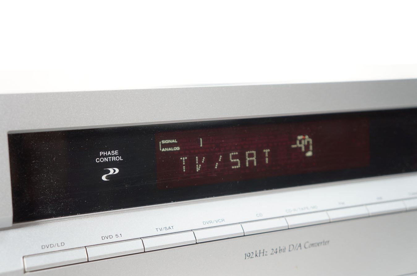 Pioneer_VSX-417-S_Dolby_Digital_AV_Receiver_Silber_02_result