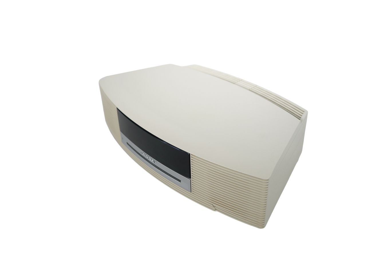 Bose_Wave_Music_System_AWRCC4_Weiss_08_result