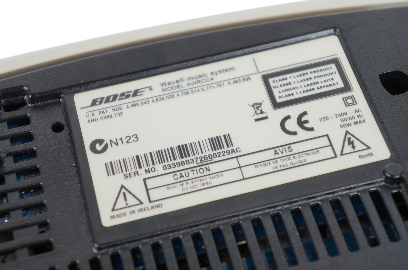 Bose_Wave_Music_System_AWRCC4_Weiss_10_result