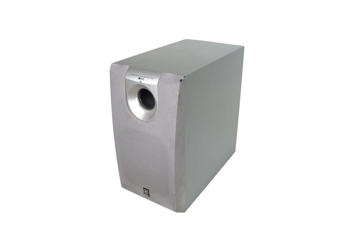 Yamaha_SW-P130_Subwoofer_Aktiv_Silber_07_result