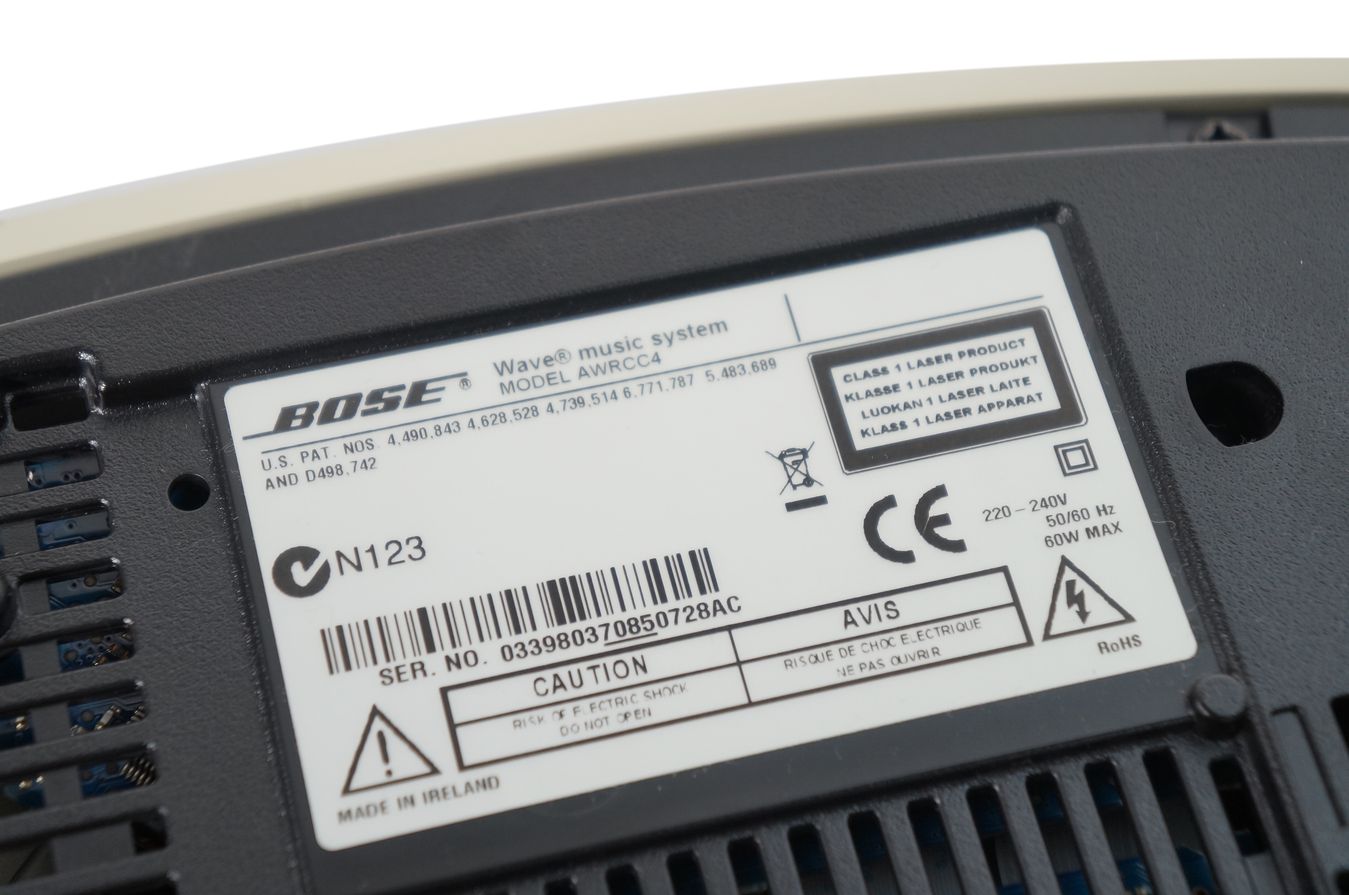 Bose_Wave_Music_System_AWRCC4_Weiss_10_result