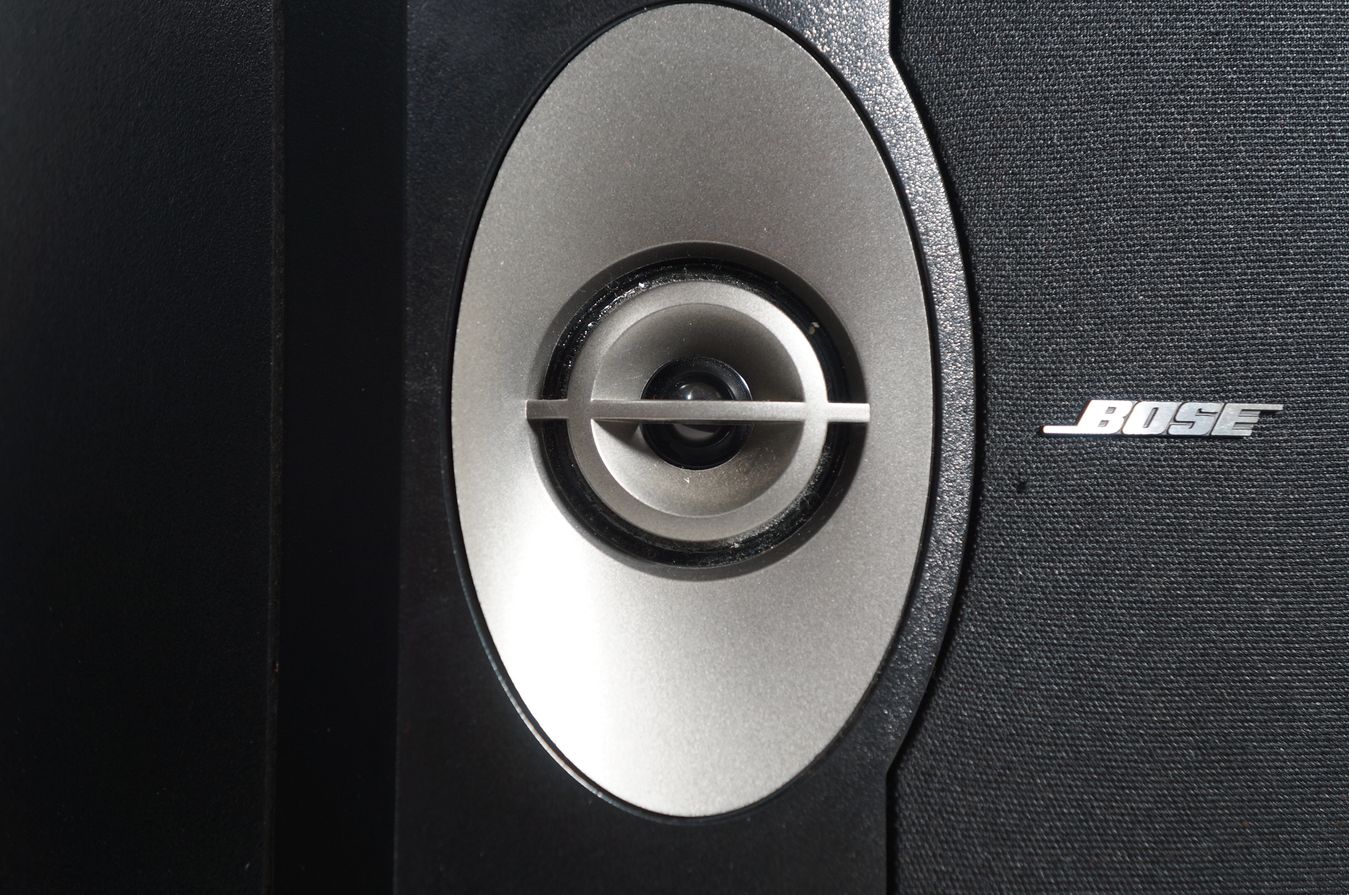 2x_Bose_301_V_Lautsprecher_Boxen_Schwarz_03_result