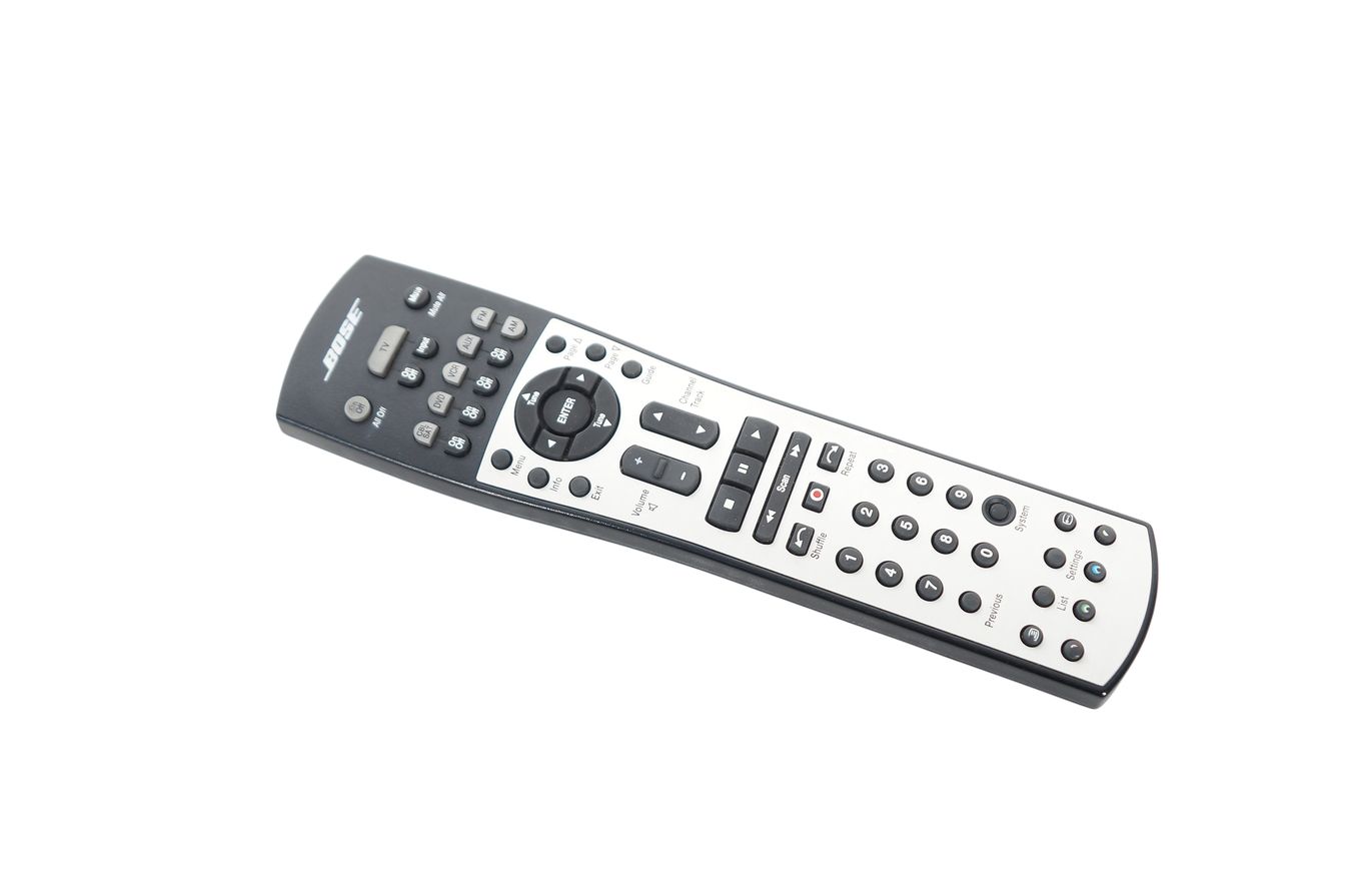 Bose_Media_Center_MC1_Steuerkonsole_Lifestyle_V10_V30_V20_10_result