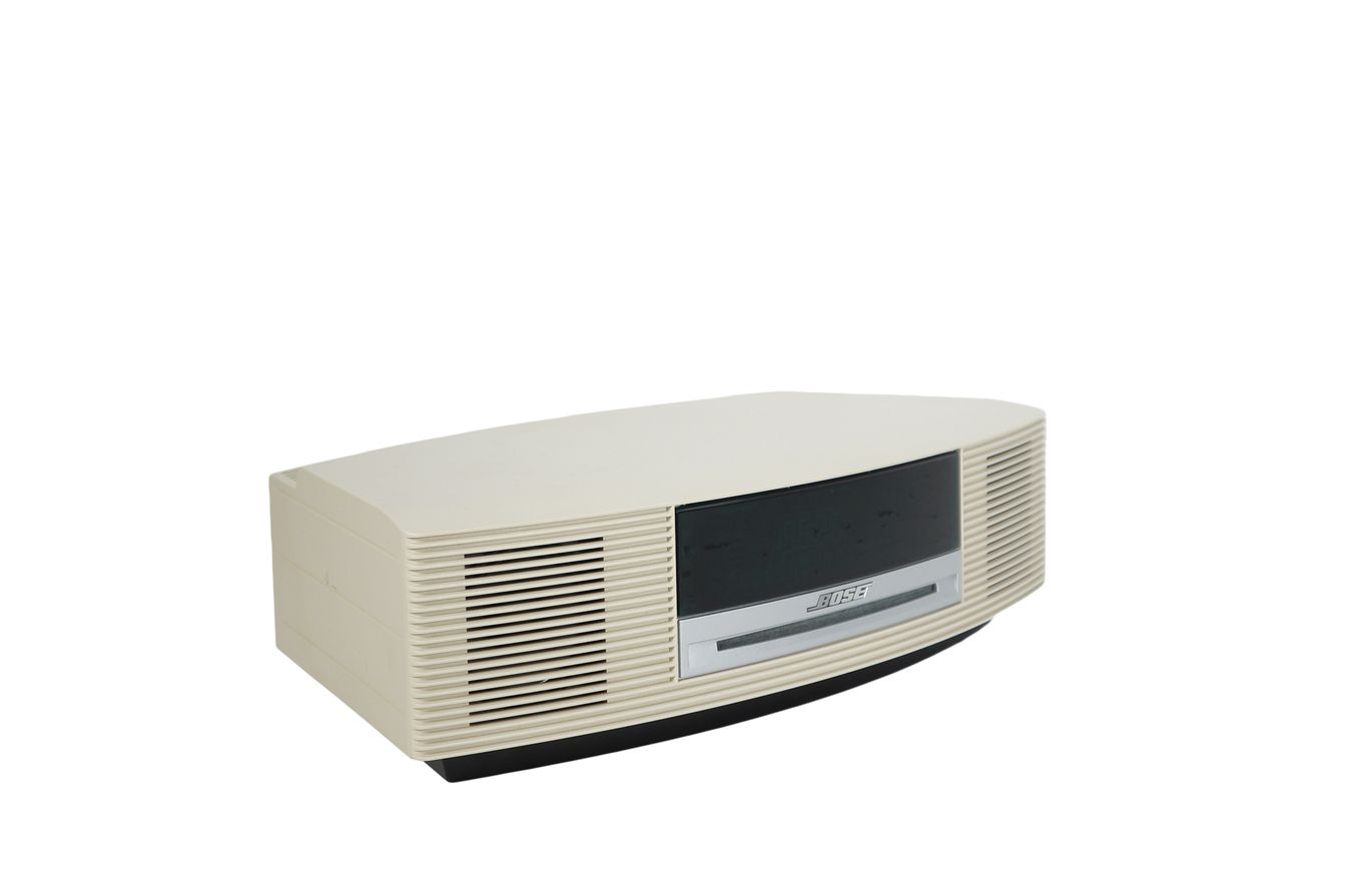 Bose_Wave_Music_System_AWRCC4_Weiss_03_result