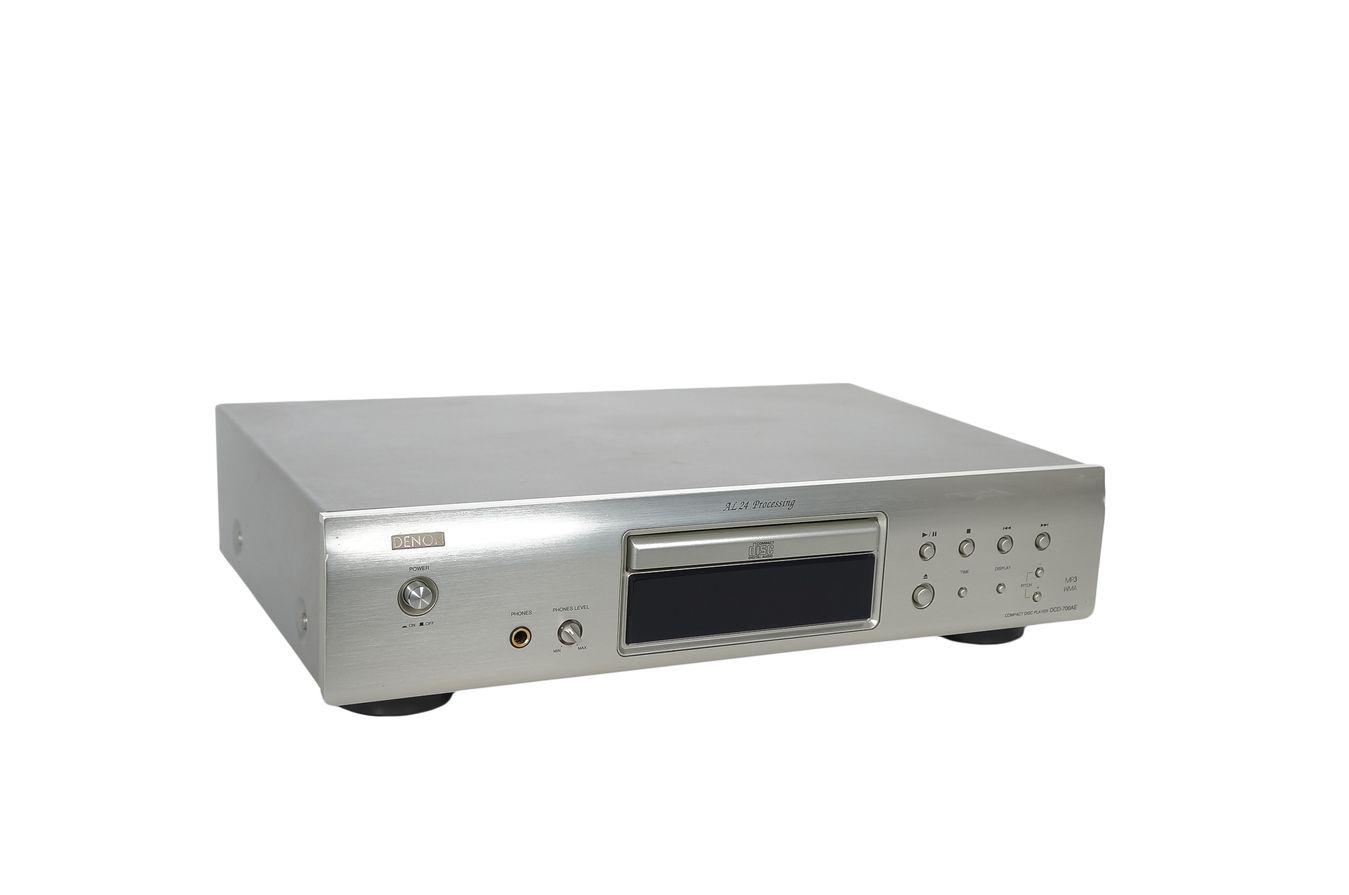Denon_DCD-700AE_CD-Player_mit_MP3_Silber_04_result