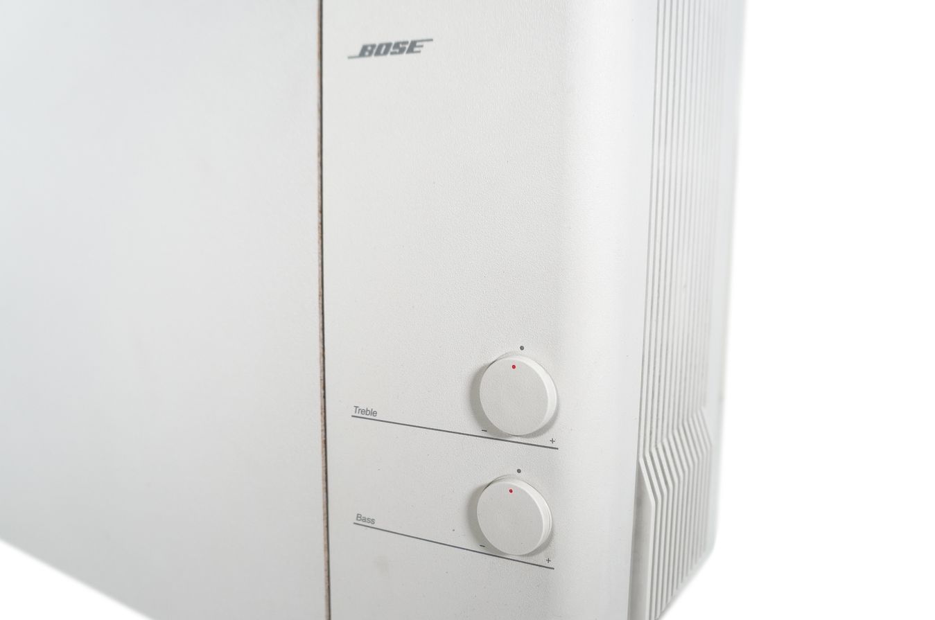 Bose_Acoustimass_25_Series_II_Subwoofer_Aktiv_Weiss_mit_Steuerkabel_05_result
