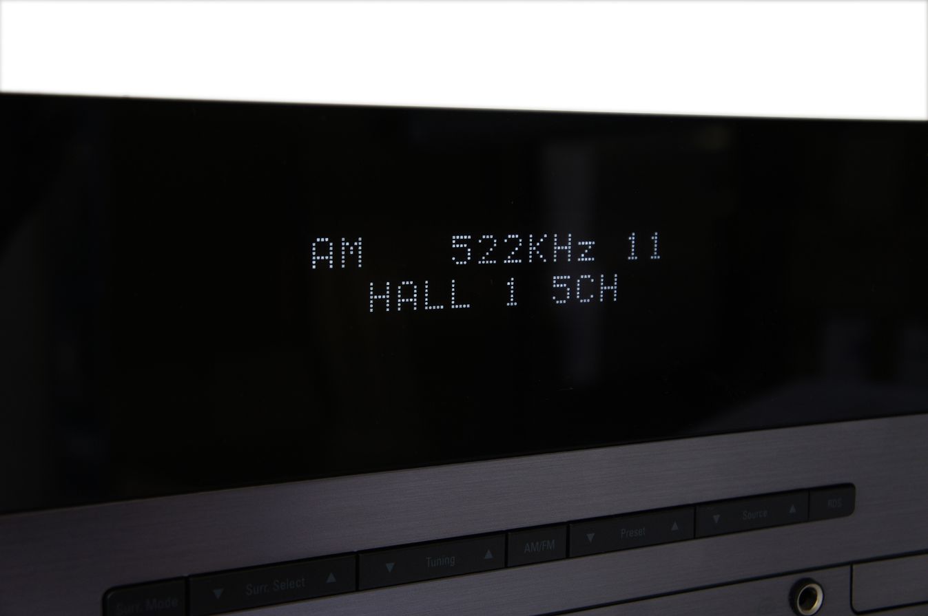 Harman_Kardon_AVR_142_5.1_AV_Receiver_Schwarz_TOP_Zustand_02_result