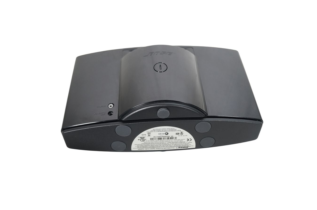 Bose_SoundDock_Portable_Digital_Music_System_06_result