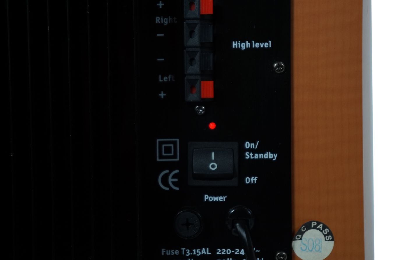Teufel_Concept_R_5.1_Subwoofer_Aktiv_Holzoptik_04_result
